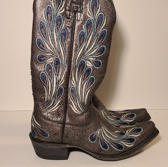 ariat peacock boots